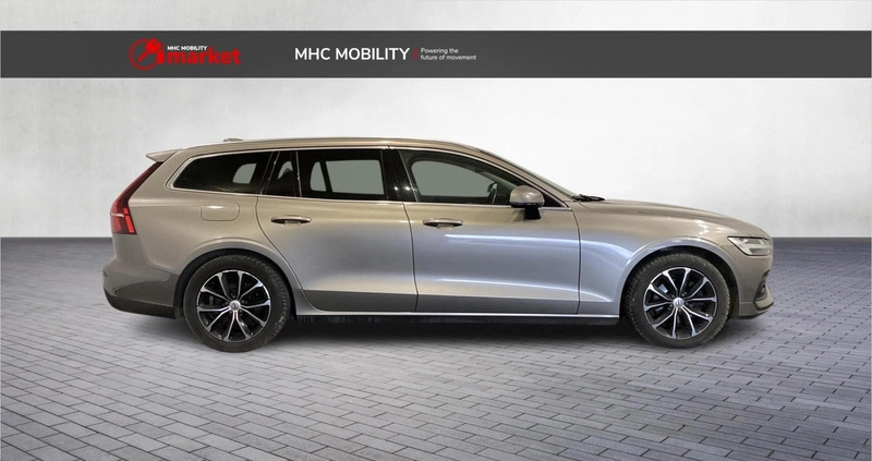 Volvo V60 cena 109900 przebieg: 121660, rok produkcji 2019 z Brzozów małe 37
